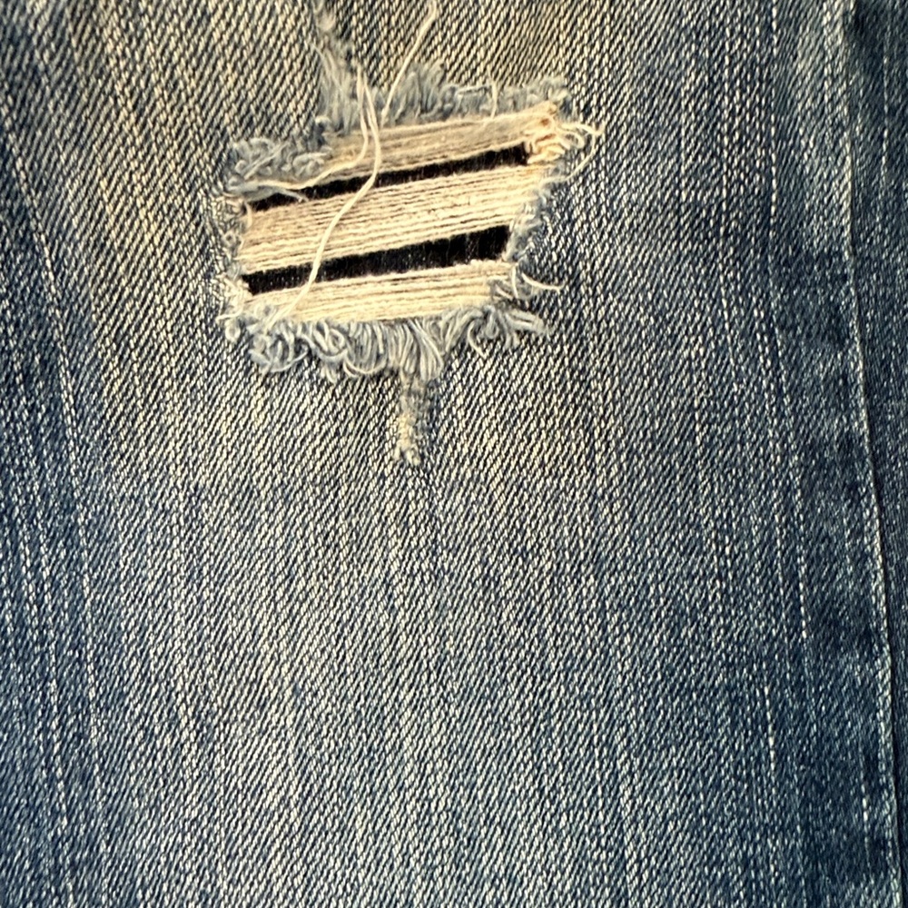 Silver Jeans Women's Distressed Blue Jeans - Picture 4 of 8
